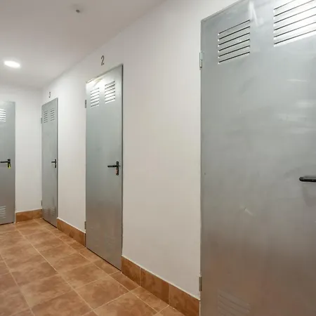 Brisas De 2 3*